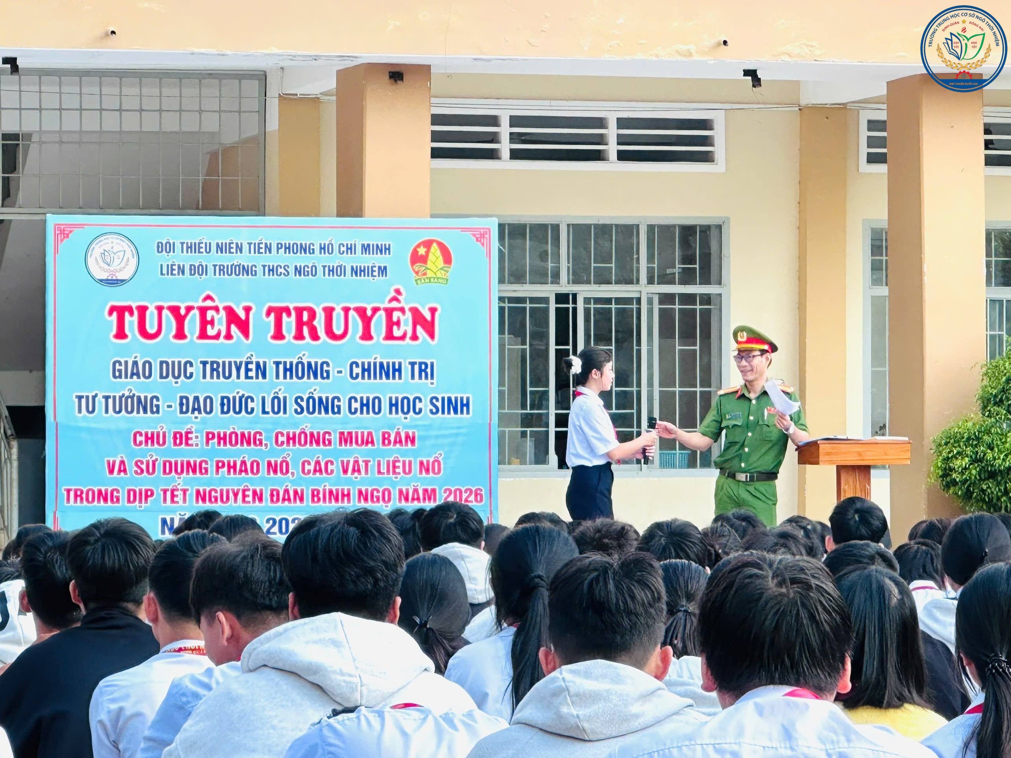 TUYÊN TRUYỀN